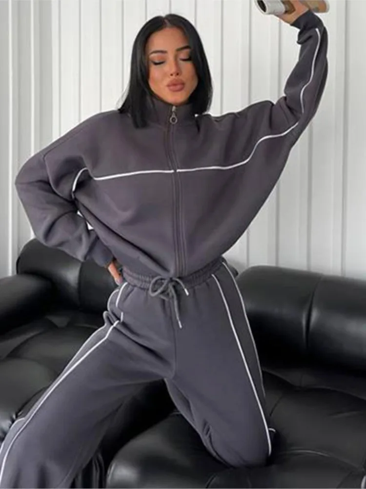 

Womwn Casual Outfits Fall Winter Long Sleeve Half High Collar Zipper Coat + Sports Pants Two Piece Sets Fashion Loose Suit Lady
