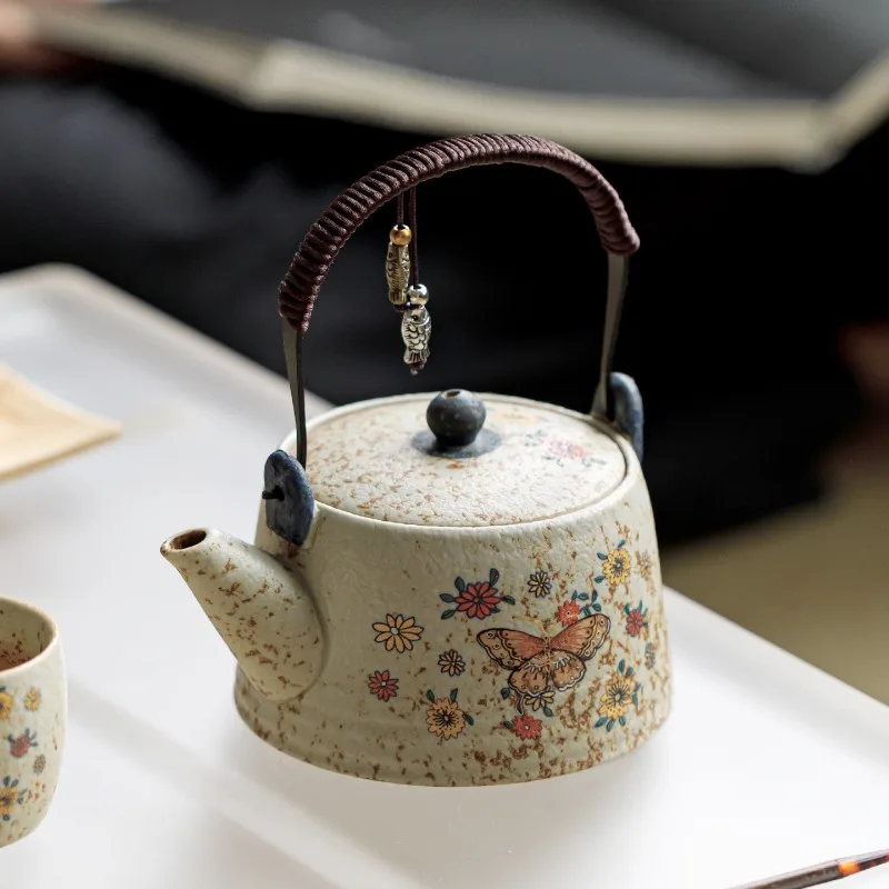 

Blue and White Flint and Red Raised Beam Teapot New Chinese Kung Fu Tea Set Retro Single Pot Creative Tea Pot and Souvenir