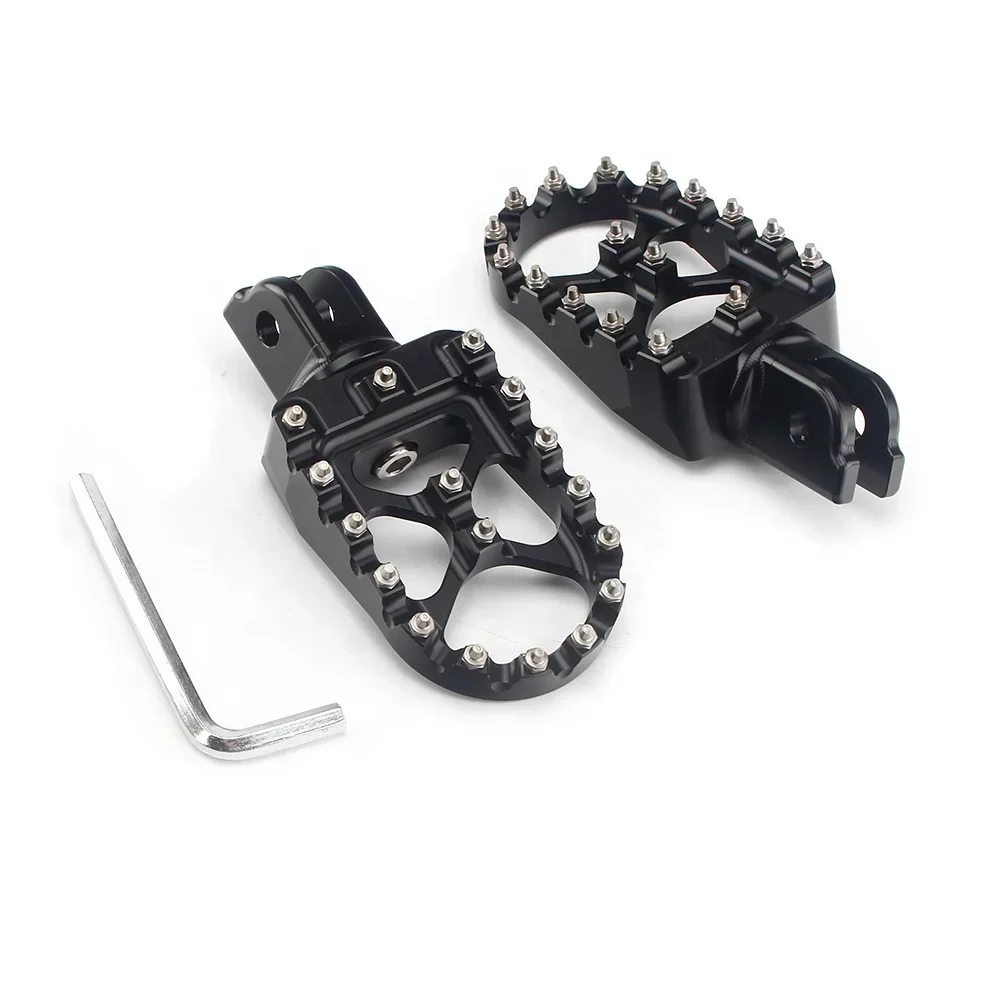 

Motorcycle Black/Chrome Front Footpeg Footrest for Harley Softail Models 2018+ FXBB FXBR FXBRS FXDRS FXFB FXFBS FXLR models