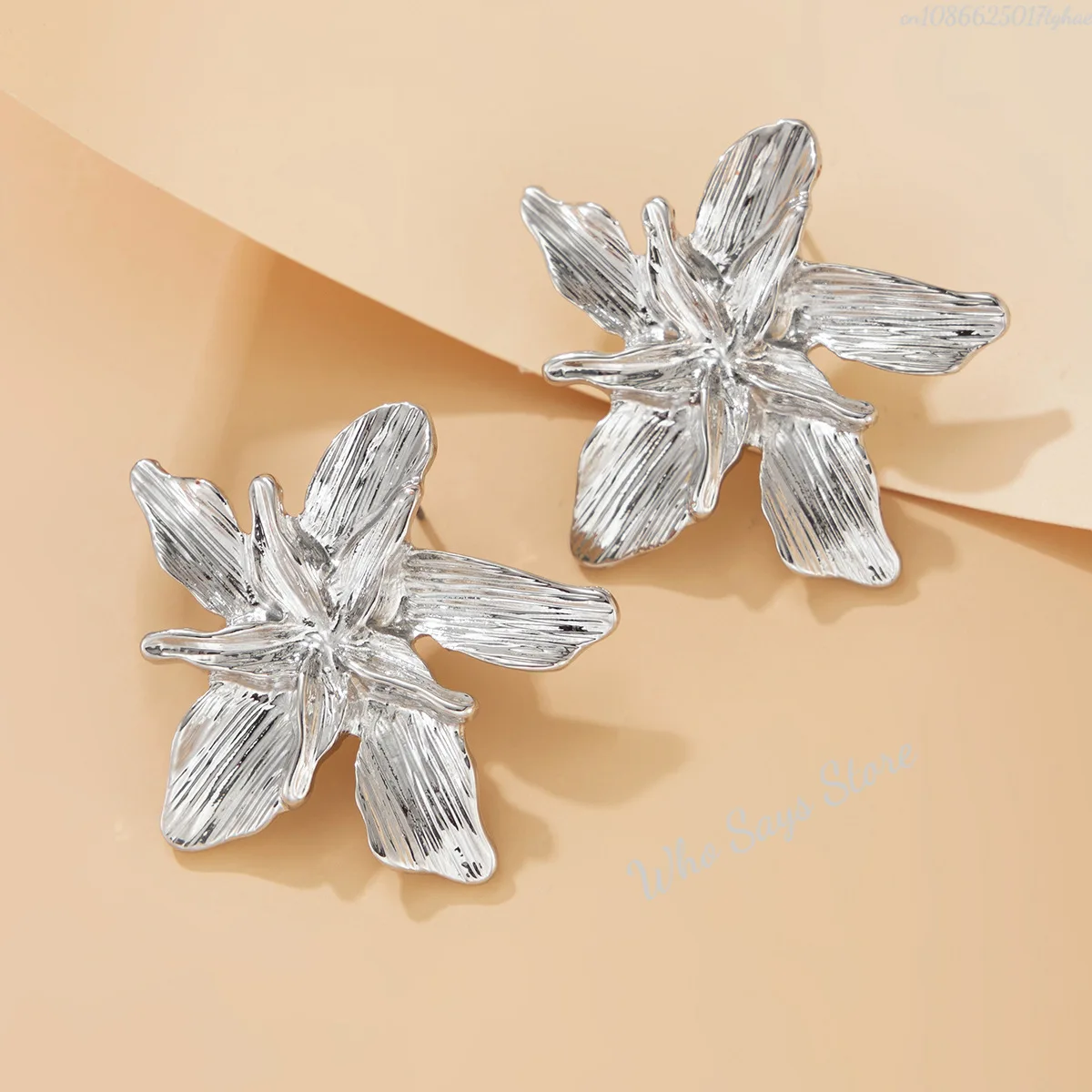 2025 تصميم شخصي مزدوج الطبقات حلقة زهرة معدنية للنساء الاتجاه الشرير حفلة قابل للتعديل خاتم السيدات مجوهرات هدية