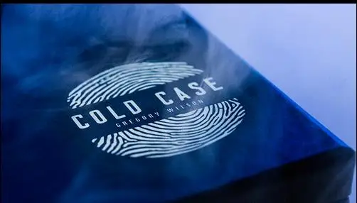 Cold Case by Greg Wilson (Gimmick and Instructions),Close Up Magic Tricks,Fun,Illusions,Card Magic Props,Card Box Change Color