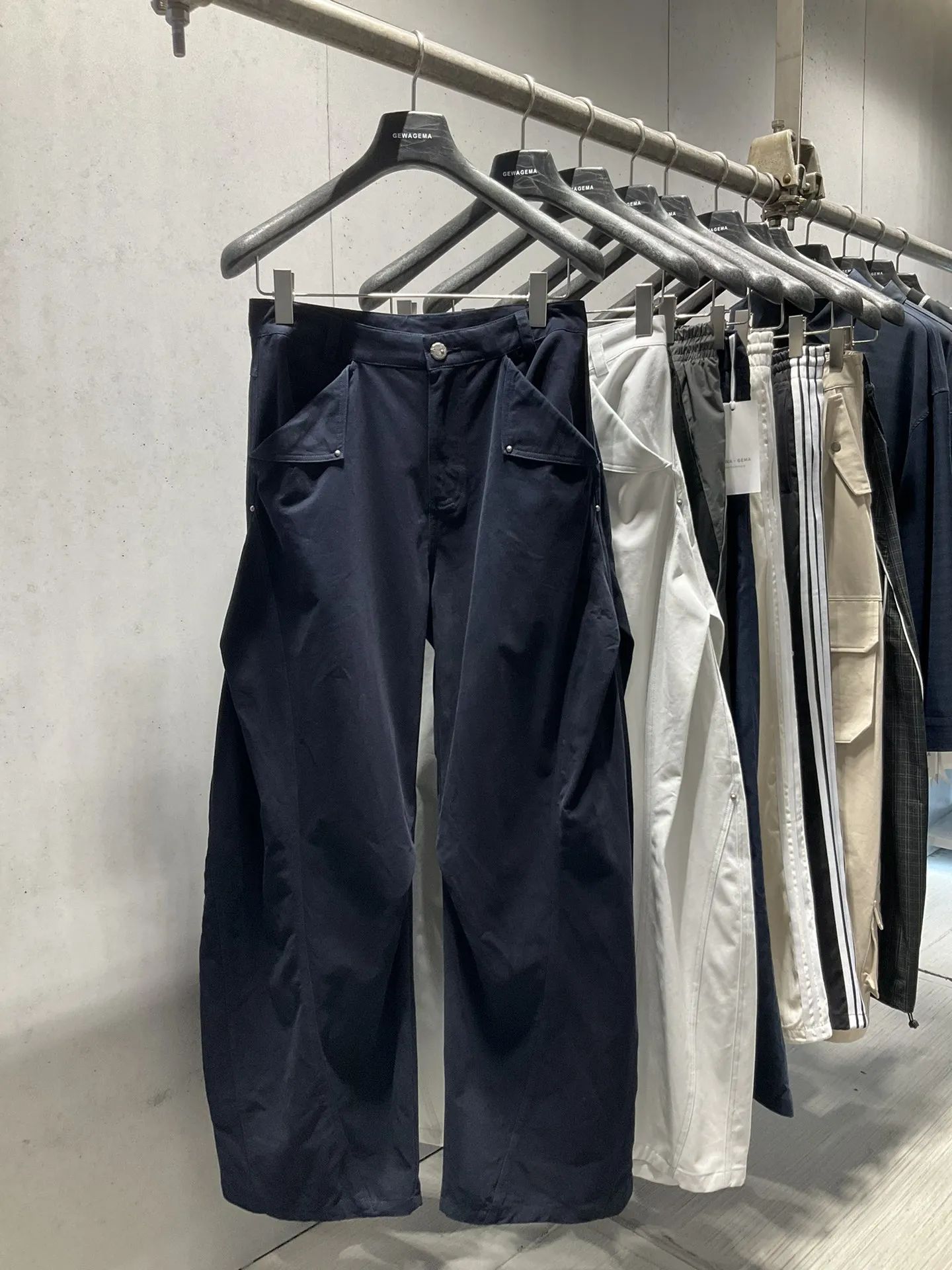 

GeWagema American Style Heavy Workwear Multi-Pocket Casual Pants Men Loose Straight Folded Design Trendy Brand Large Size