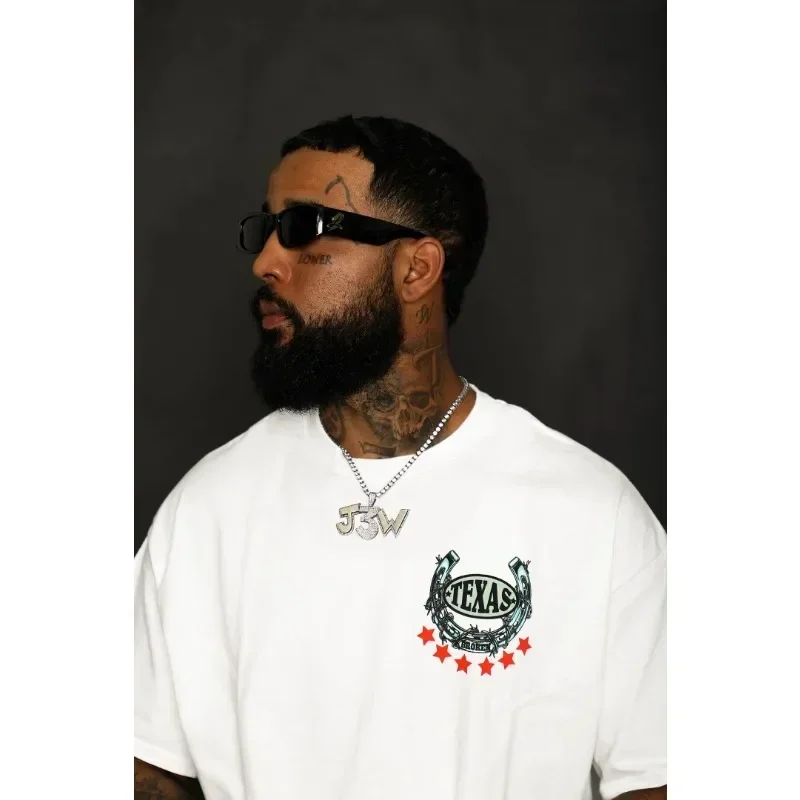 شخصية Y2k تي شيرت قطني كبير الحجم برقبة دائرية وأكمام قصيرة تي شيرت فضفاض برقبة دائرية وأكمام قصيرة للرجال الأوروبيين