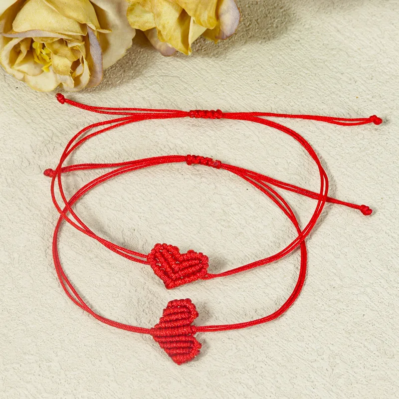 Meetvii Handmade Chinese Knot Heart-Shaped Red String Bracelet for Couples Adjustable Lucky Charm Wrist Jewelry