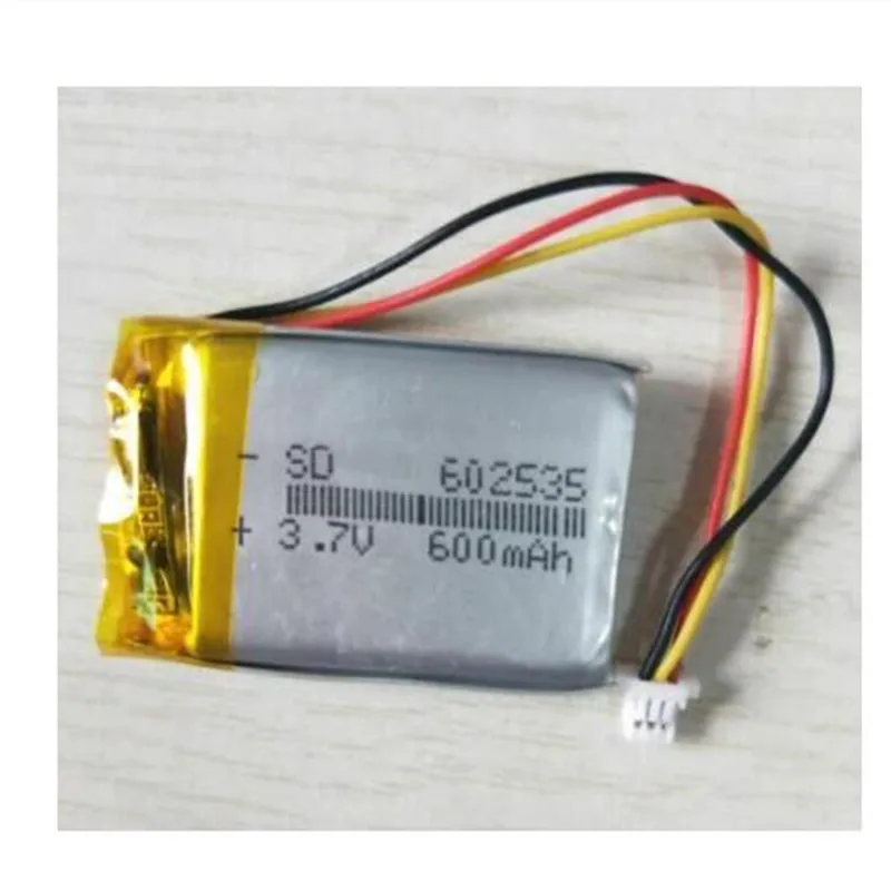 602535   Batería recargable li-po de iones de litio de polímero de 3,7 V 600MAh para grabadora de accionamiento F300 F200 F210