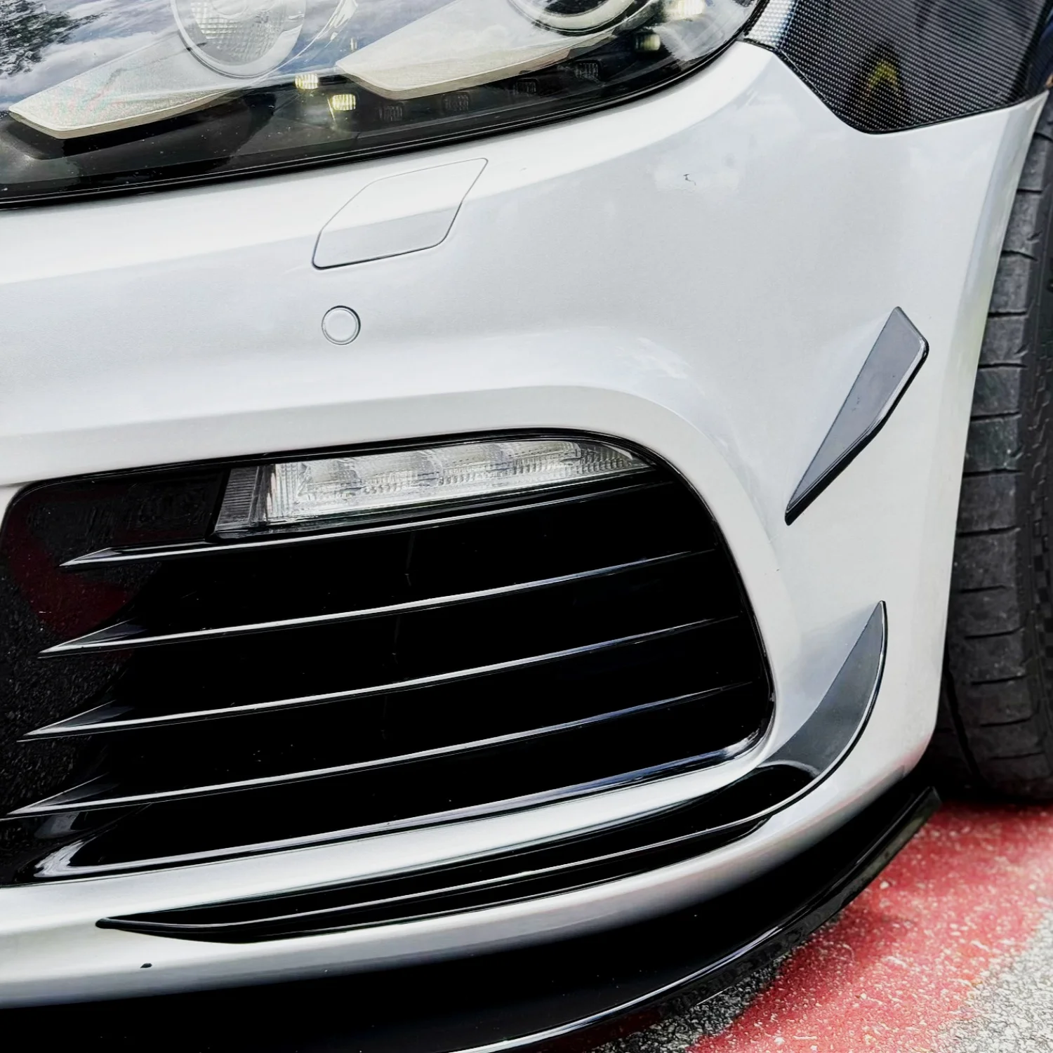 For Volkswagen Golf 6 MK6 R R20 2008-2013 Front Bumper Side Spoiler Splitter Fog Lamp Grille Trim Air Blade Gloss Black ABS