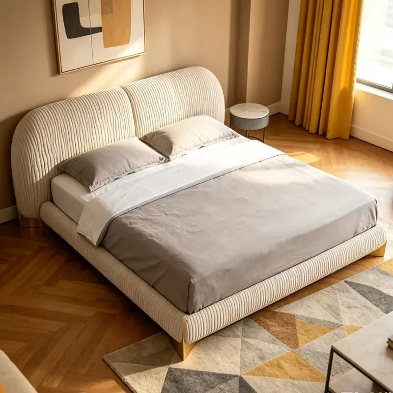 Modern Luxury Upholstered Bed with Dresser and Bedside Table Light Villa Hotel Bedroom Furniture Set Modern Style Decor