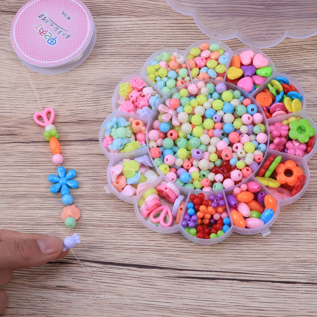 1Set Jewelery Making Beads for Little Girls Colorful Acrylic Beads Set Develop Logical Thinking Imagination Coordination