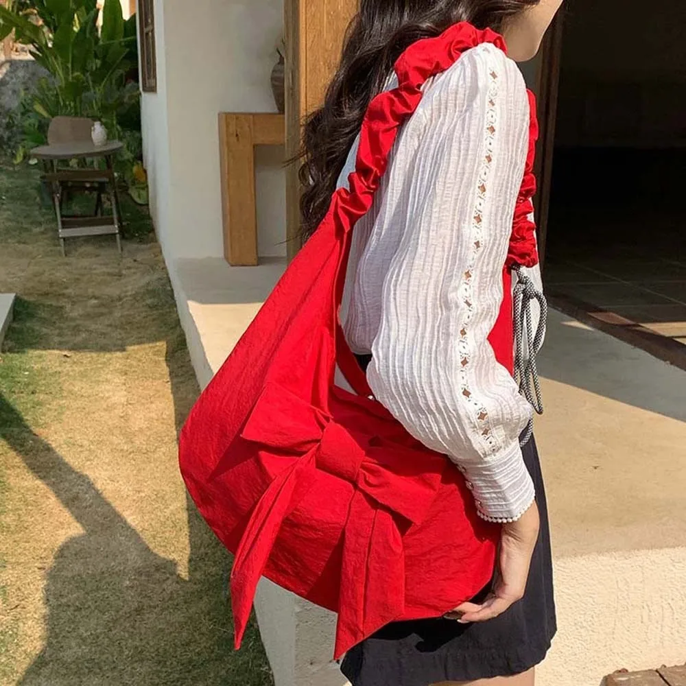 Solid Color Bow Decor Dumpling Bag Magnetic Buckle Large Capacity Pleated Strap Crossbody Bag Nylon Lightweight