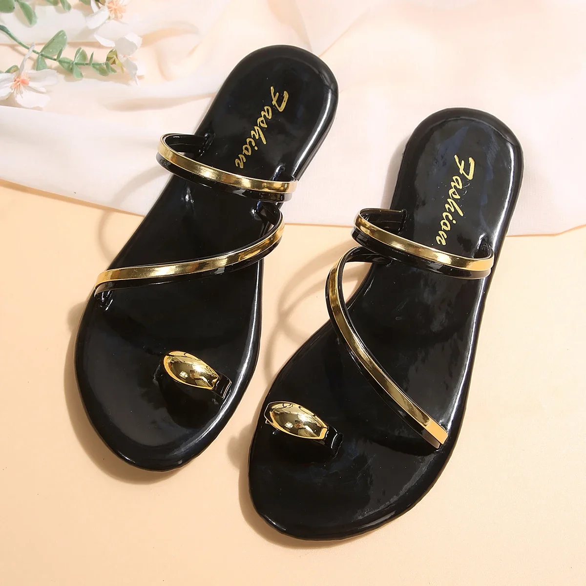 Clip Toe Flat Sandals Slippers Women 2025 Summer Pu Leather Outdoor Slides Woman Plus Size 43 Non Slip Shoes Wine Red