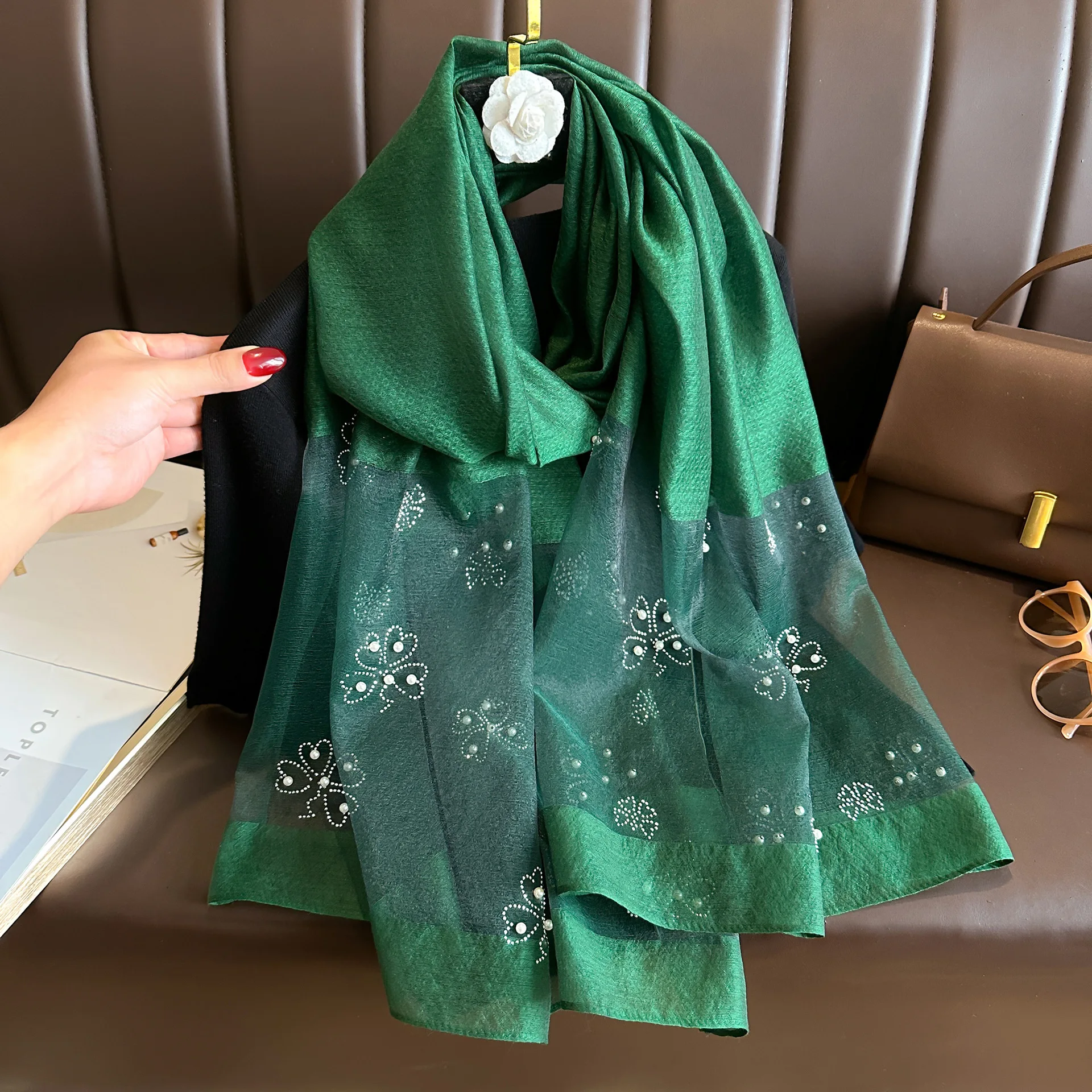 Perle Koreanische Blume Stickerei Schal Elegante Strass Dünne Seide Schal Rose Luxus Frauen Hijab Schals Dame – Detail 3