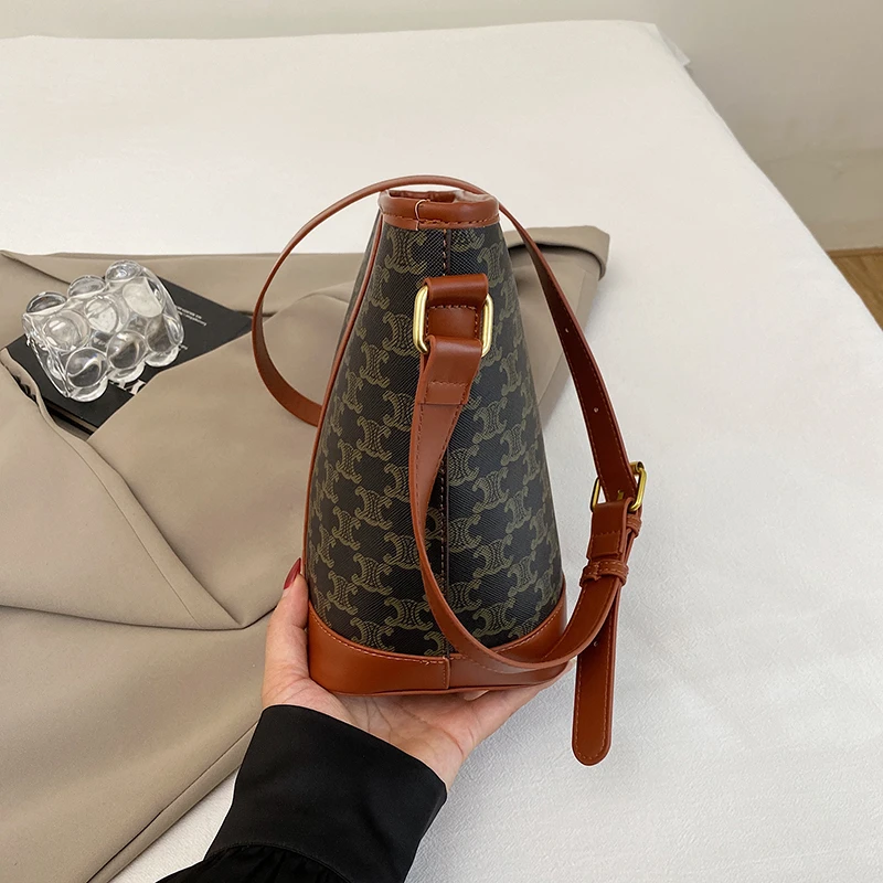 حقيبة كتف نسائية حقيبة يد جلدية ماركة فاخرة أنيقة رسول Crossbody مصمم مشهور شعبي كلاسيكي للسيدات