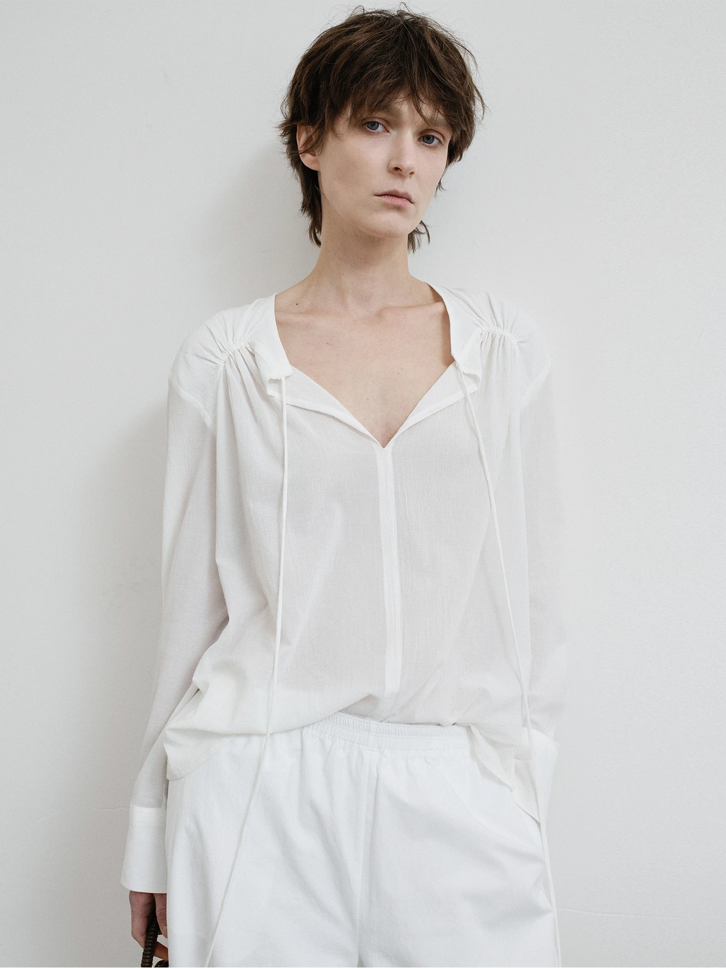 

Spring 2026 Women's Pure Cotton Loose Long Sleeve Shirt Thin V-Neck Transparent French Style Breathable Comfortable Casual Top