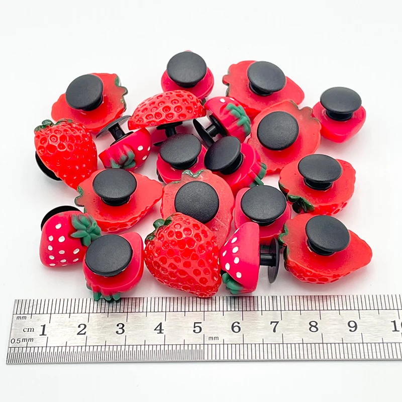 10Pcs Cartoon Pink Strawberry Icon Shoe Decoration Charms For Child\'s Clogs DIY Parts Pins Fit Women\'s Slipper Badge Accessories