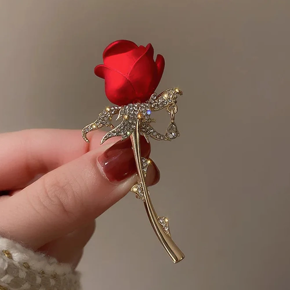 Elegant CZ Crystal Tulip Rose Brooch For Women Luxury Rhinestone Red Color Flower Brooch Pin Dress Party Wedding Gifts