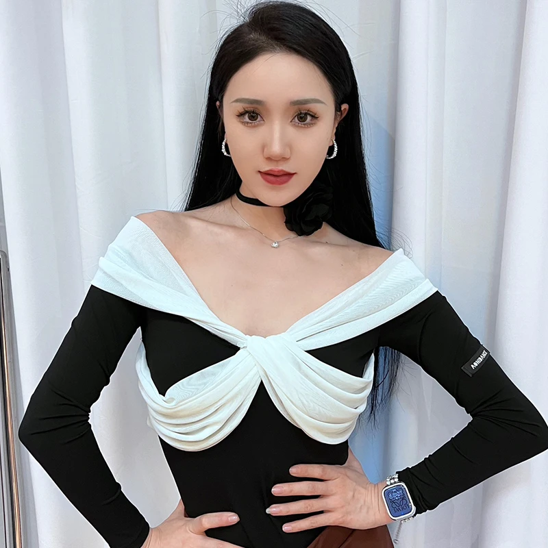 

2023 Latin Dance Tops For Women Off Shoulder Black And White Stitching Shirts Chacha Rumba Tango Dress Latin Dance Wear DQS14204