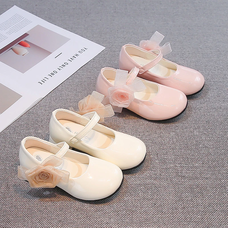 Girls Leather Shoes Princess Style Kids Princess Shoes Sweet Flowers 2026 Brand New Children Dance Shoes for Party Wedding