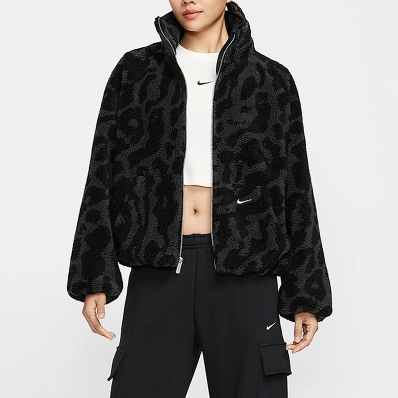 

Оригинальная женская свободная куртка Nike Sportswear из искусственной овечьей шерсти HV2071-010