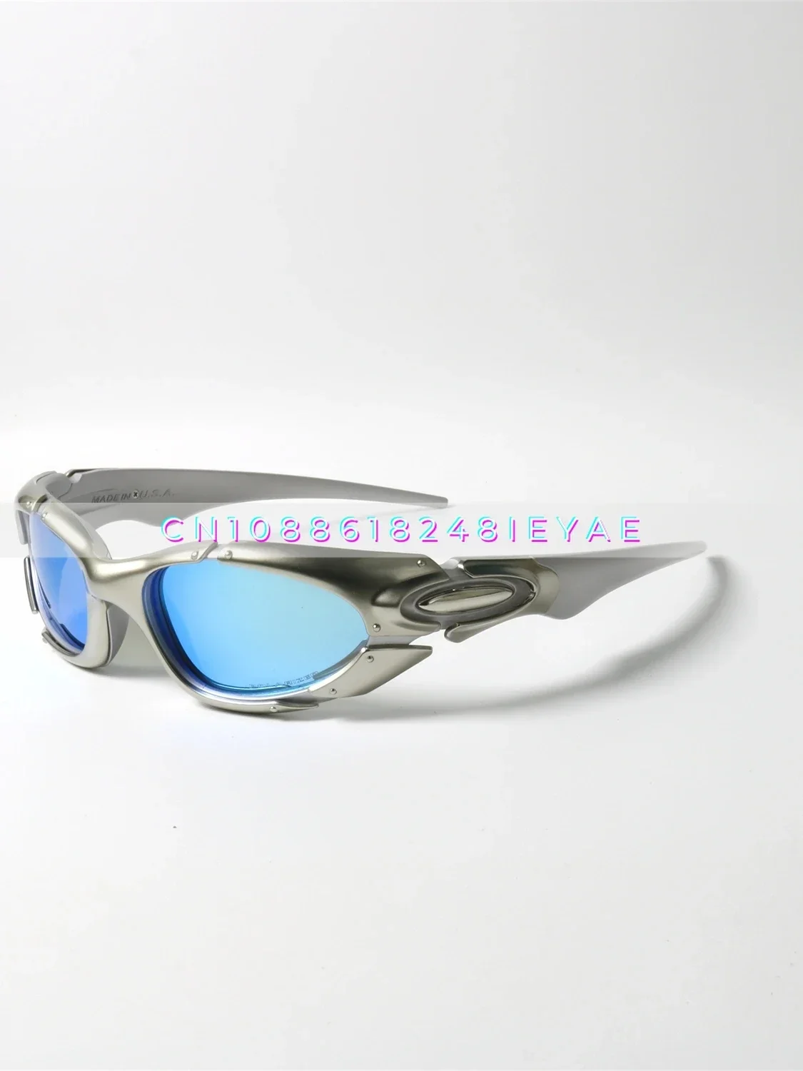 

Niche Mecha Style Polarized Sunglasses UV400 Anti-ultraviolet Cool Cyberpunk Colorful Trendy Sunglasses