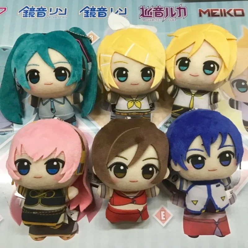 本物のバンプレスト初音ミクぬいぐるみボーカロイドアニメソフトぬいぐるみキーホルダーバッグチャームアニメコレクターのための装飾品