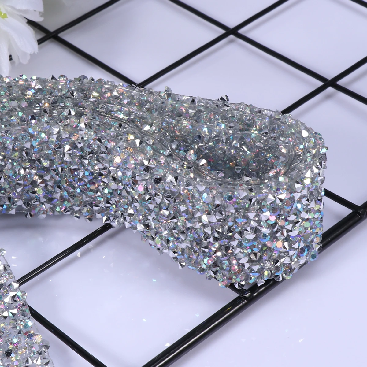 

Adhesive Mesh Drill Patch Diamond Rhinestone Ribbon Belt for Wedding Bridal Veil Clothes Bags Shoes Phone Walls Doors