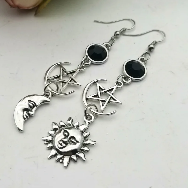 1 Pair Crescent Goddess Black Birthstone Earrings and Pentagram Witch Moon Earrings Gothic Jewelry-Sun Jewelry