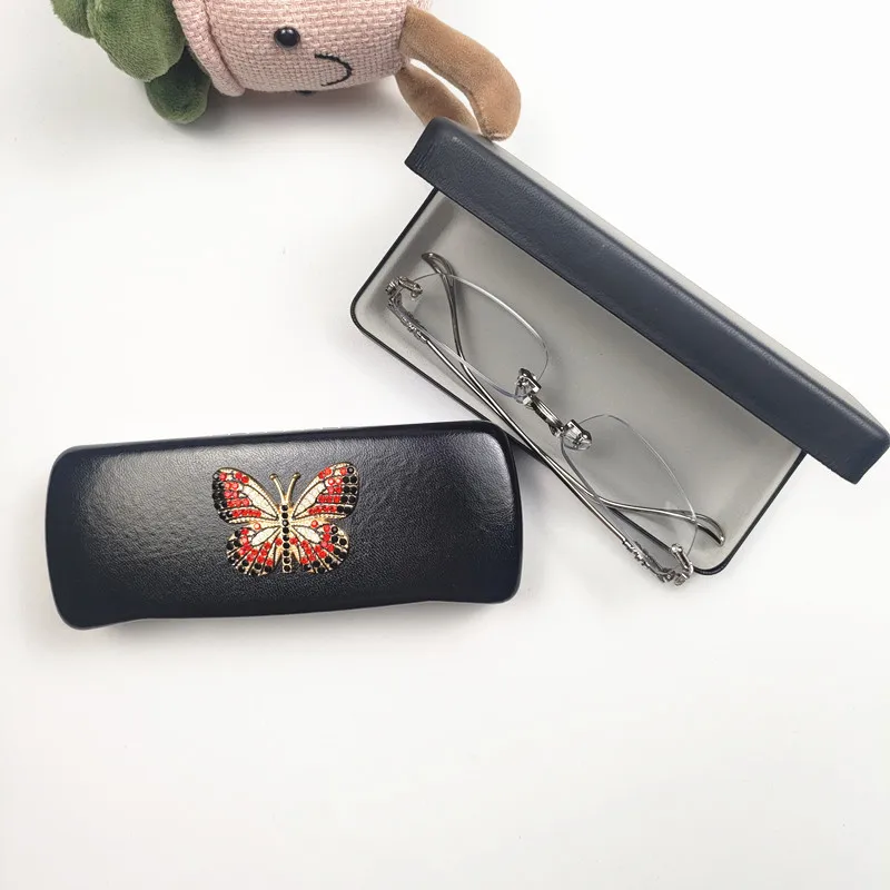 

PU Leather Hard Spectacles Box Women's red lips Pattern Glasses Case Hard Anti Press Sunglasses Box Eyeglasses Cases B6