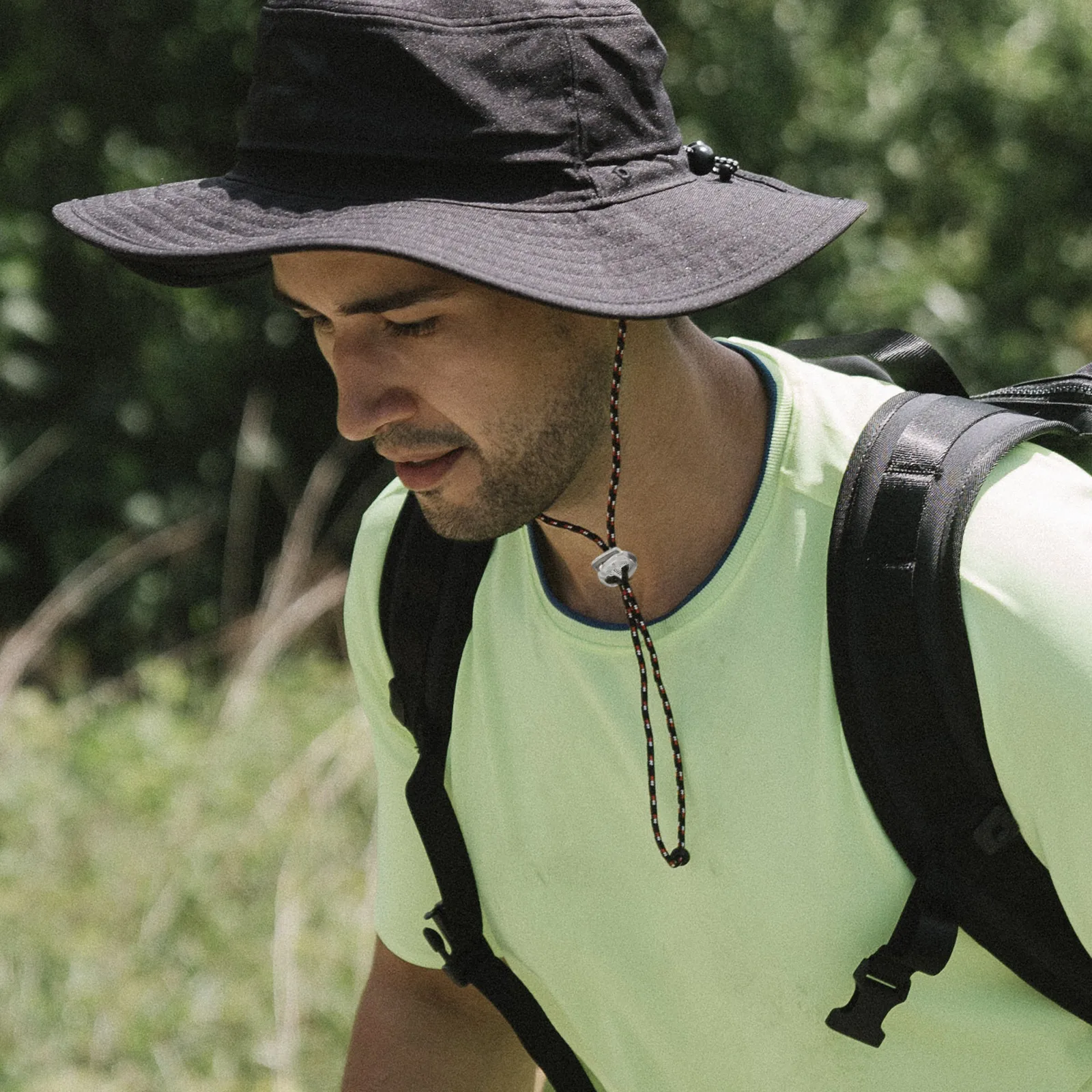 

100Pcs Durable Pig Nose Cord Locks Premium Plastic Spring Fasteners for Drawstrings Trousers Sweater Hats DIY Projects