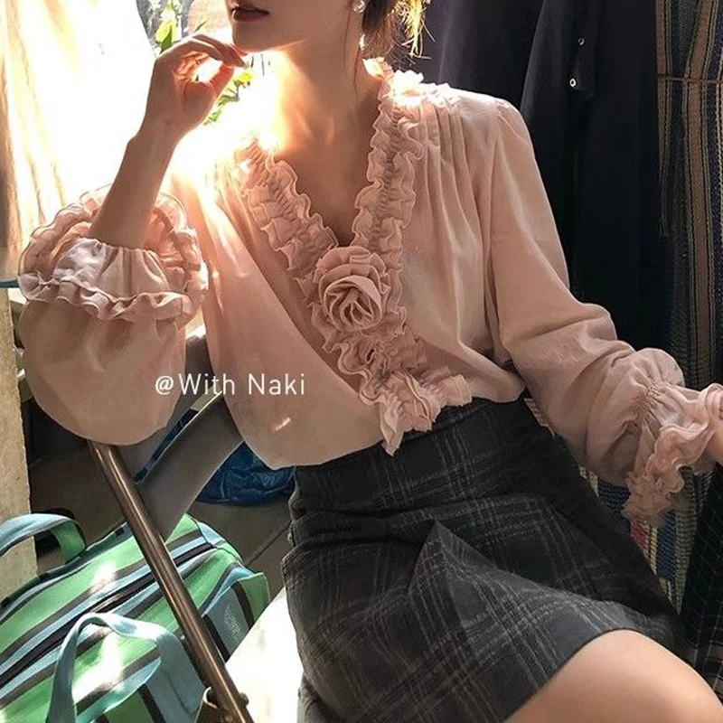 Kadınlar Şık Fırfır 3D Çiçek Tasarım Gömlek Pembe Tatlı Şık Peri Bluz Bahar V Yaka Uzun Kollu Gevşek Blusas Para Mujer Tops