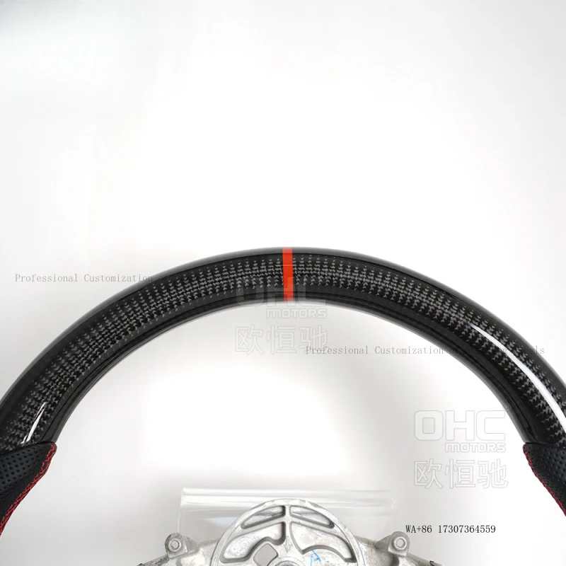 Suitable for 00-06 Corvette C5 carbon fiber steering wheel modification and upgrade interior decoration car accessories