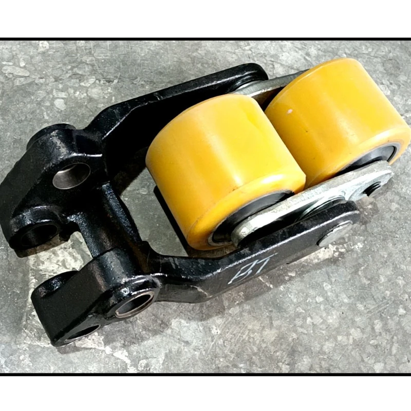 

electric forklift accessories LPE200 LWE200 front wheel frame load-bearing wheel double wheel frame assembly in stock