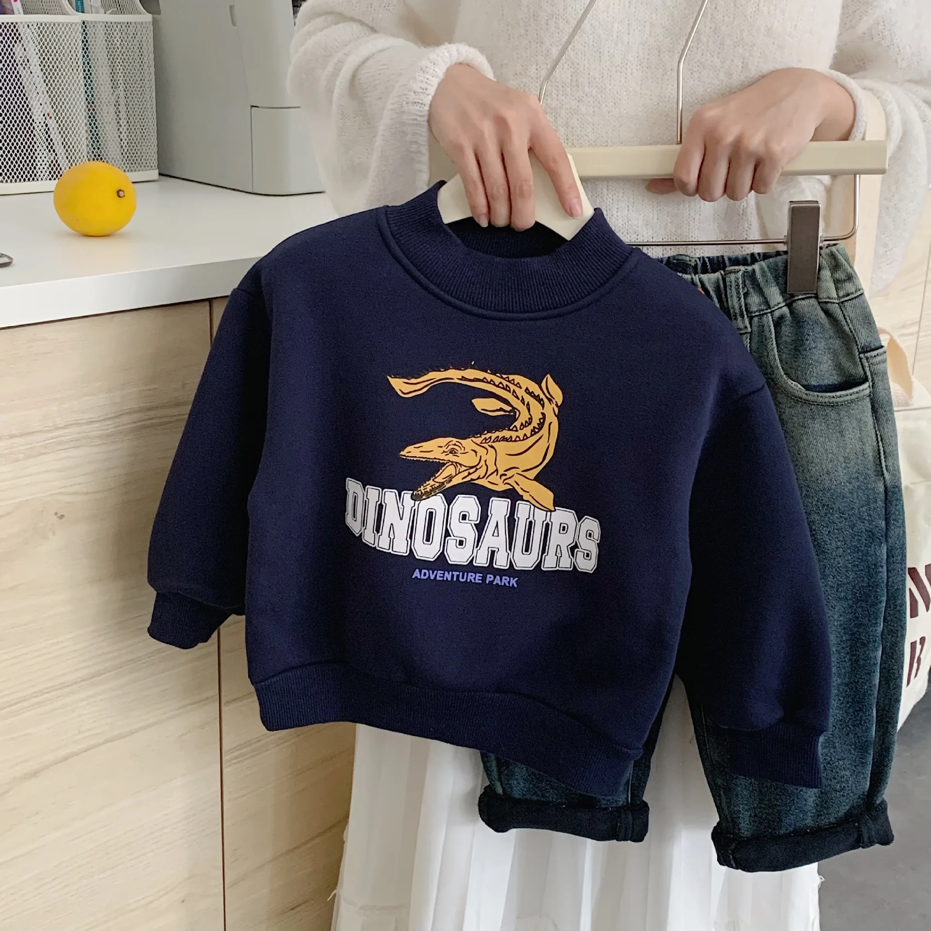 

Children's Top Clothing 2-7Y Kids Cotton Fleece Lined Dinosaur Print Sweatshirt Boys Casual Crew Neck Pullover Girls Warm Winter