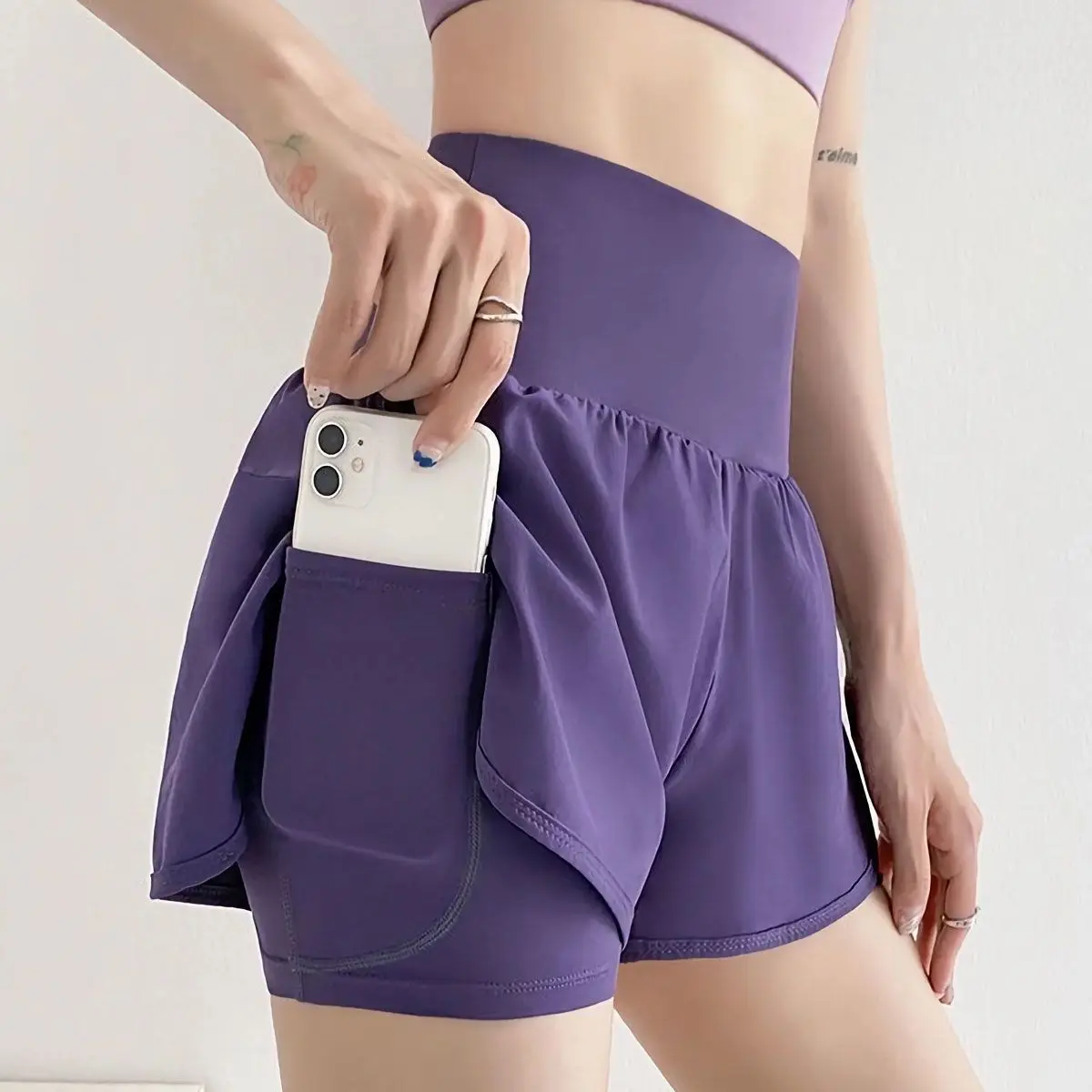 Pantaloni da yoga traspiranti a vita alta da donna sottili estivi Fitn Sport a vita alta T-lunghezza quarti Pantaloni casual attillati