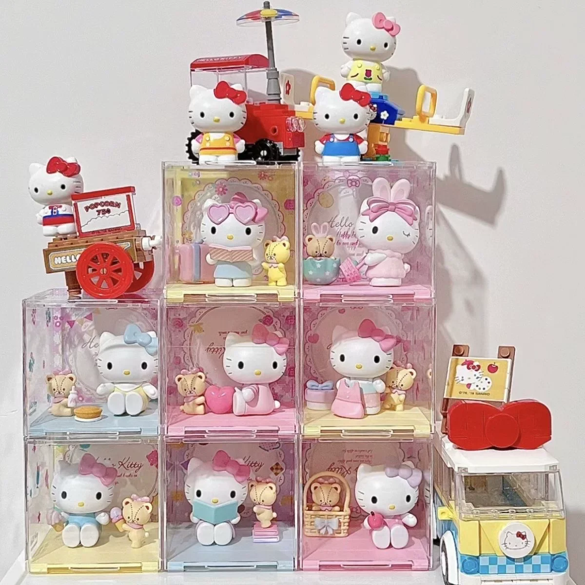

HelloKitty Kitty Cat Anime Figure Model Periphery Sweetheart Playmate Blind Box Desktop Ornament Collection Cute Model Gift