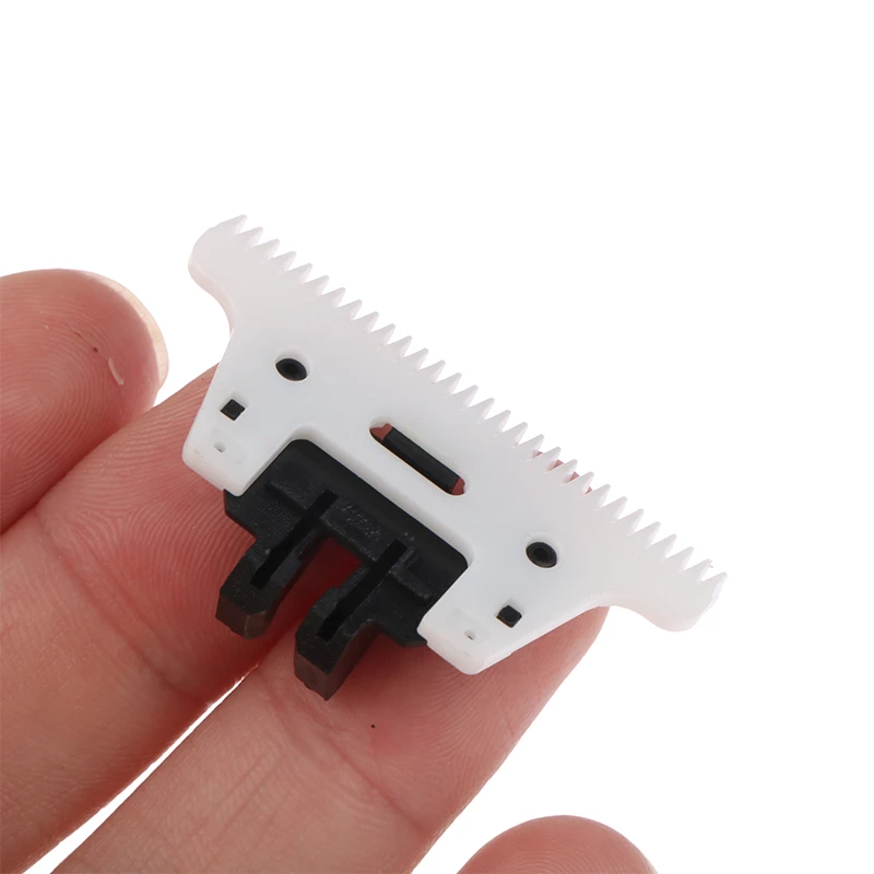 1pcs Blade Cutter Ceramic Blade Cutter Clip Cordless 2-Hole Clipper Fit Hair Clipper Trimmer Beard Accessories