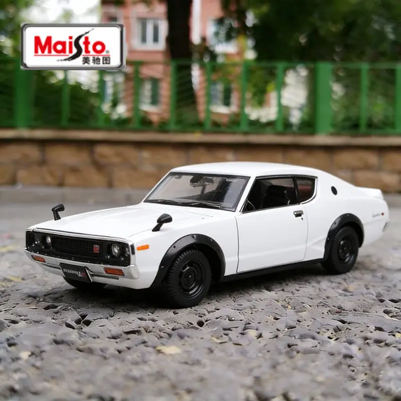 

Maisto 1:24 Nissan Skyline 2000 GT-R 1973 Alloy Sports Car Model Diecast Metal Toy Racing Car Vehicle Model Simulation Kids Gift