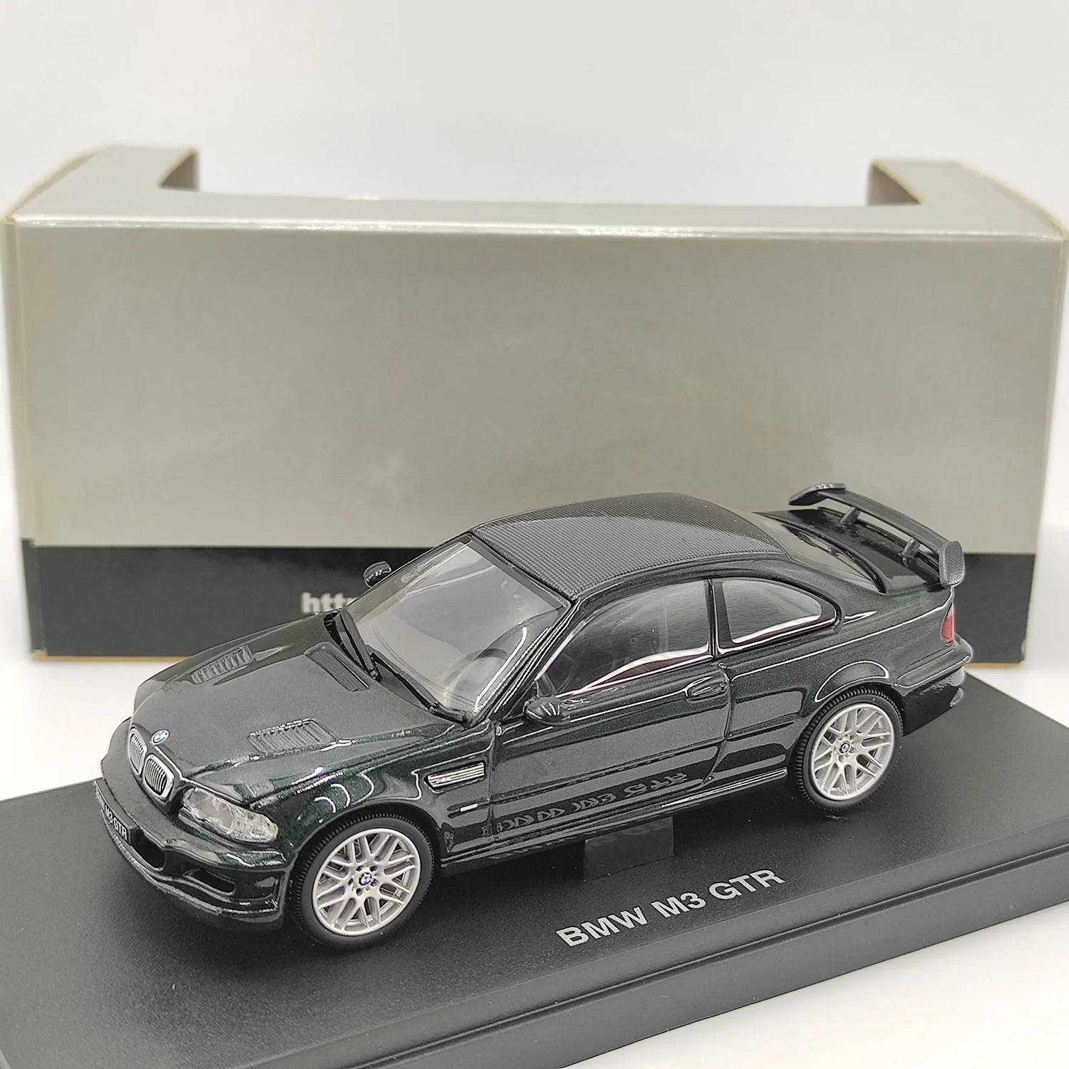 

Дефектный литой под давлением KYOSHO масштаб 1:43 BMW M3 GTR Street Edition зеленый сплав модель автомобиля Коллекционная игрушка в подарок сувенирный дисплей