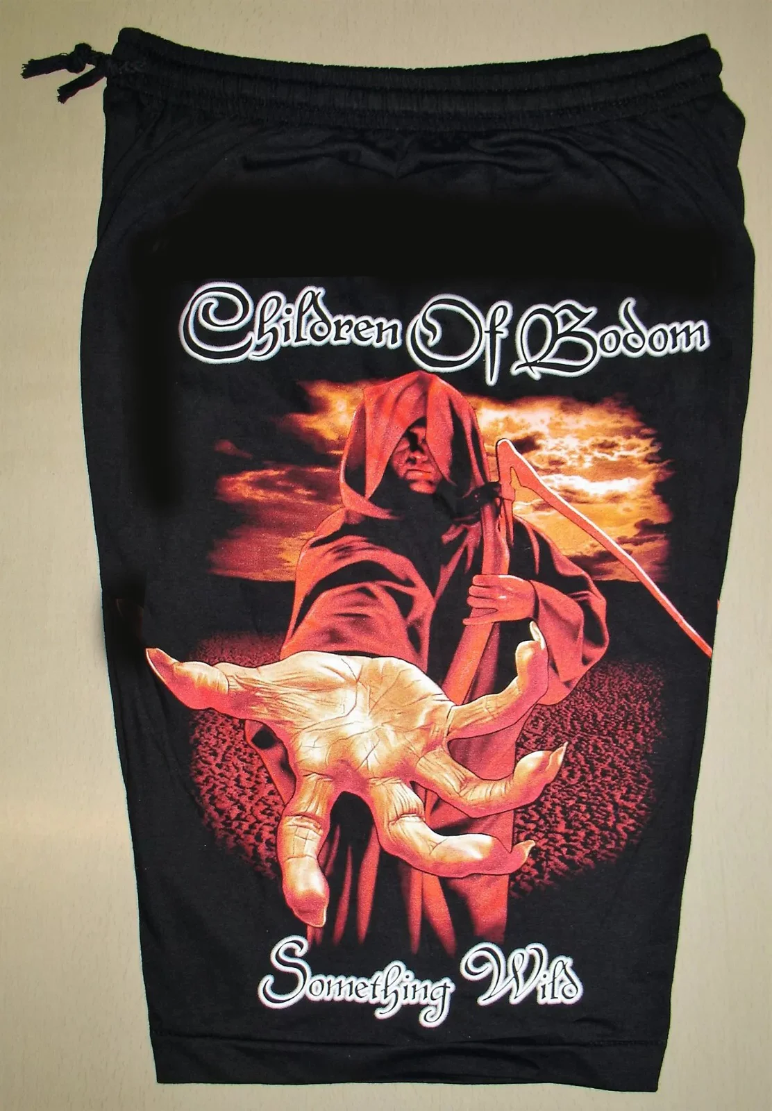 

Children Of Bodom Something Wild Хлопковые шорты Спортивные штаны Свободный размер Металлическая лента Американская группа Певица Хип-хоп Рок Спортивные шорты