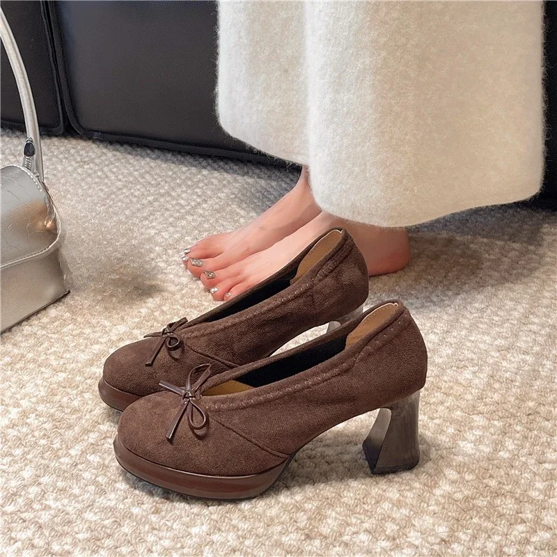 

2025 Hot Selling High Quality Summer New High Heels Temperament Single Shoes Retro Shallow Mouth Women's Mary Jane Shoes