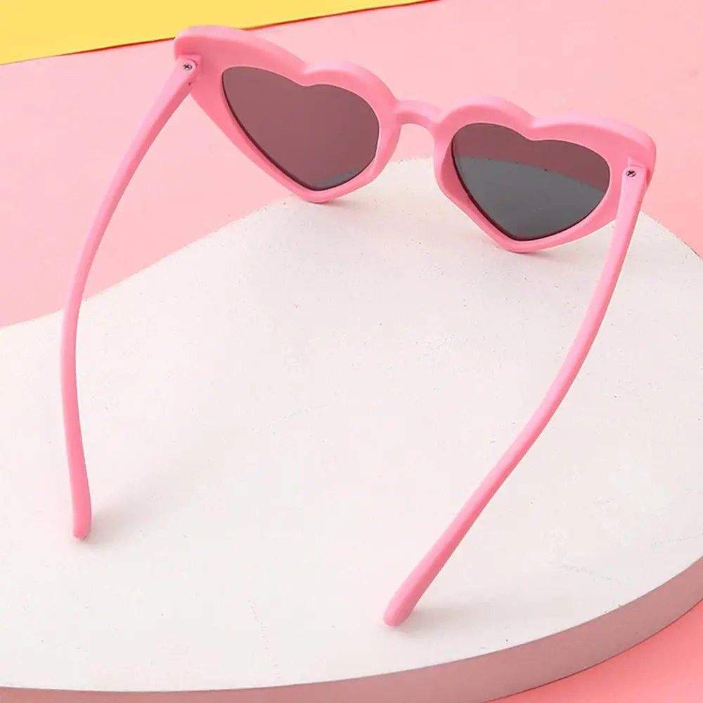 Kids Heart Sunglasses Toddler Sunglasses Vintage Heart-Shaped Glasses for Boys Girls 3-9 Years Outdoor Children Cartoon Eyewear