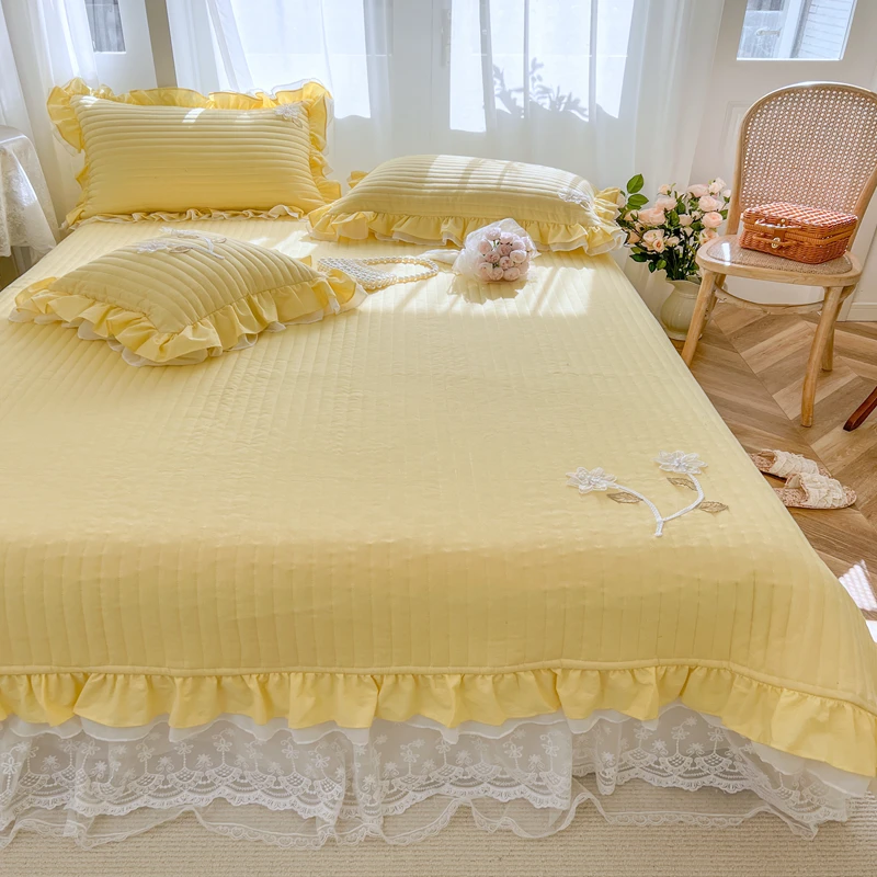 

Multifunctional Bed Cover with Hand-dyed Weave, Quilted Bedspread, Pillowcases, Blanket, French, Solid Color, Washed, #/#