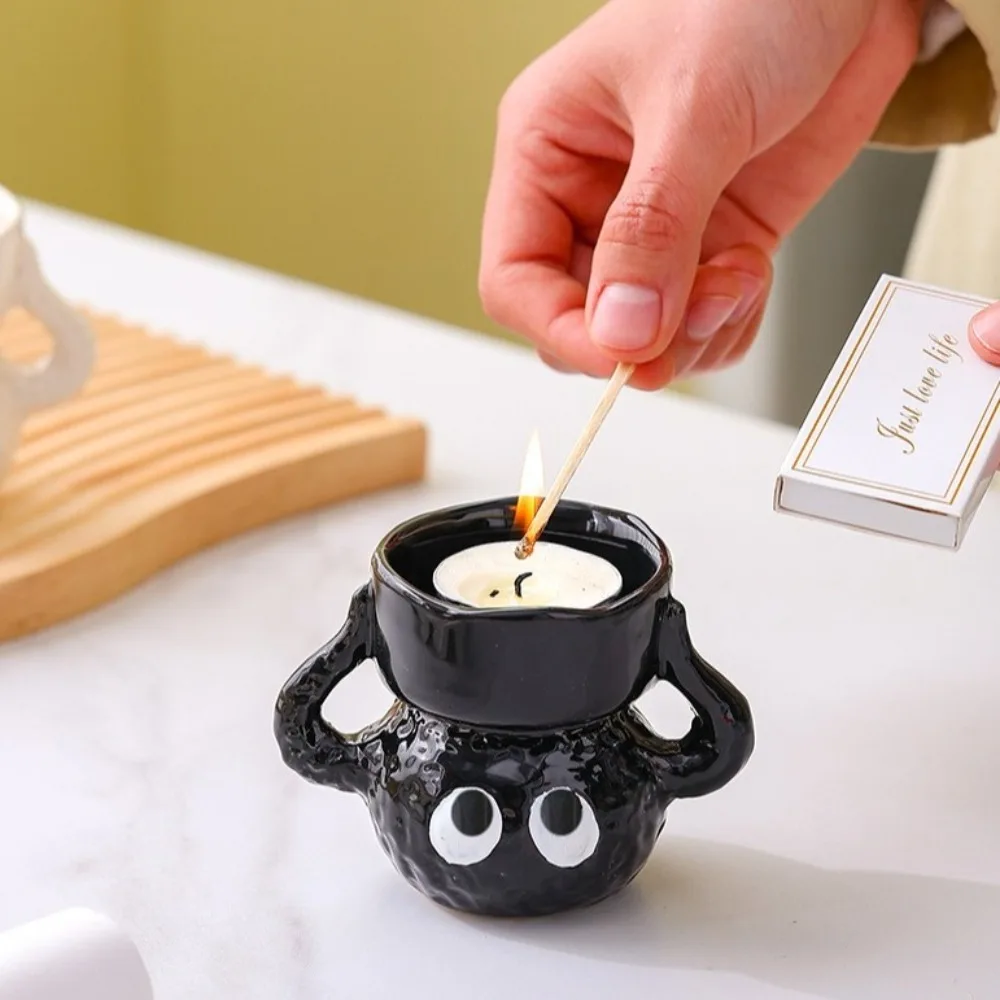 

Craft Cartoon Briquette Candle Holder Ceramics Exquisite Tea Light Candle Holder Romantic Quirky Candlestick Desktop
