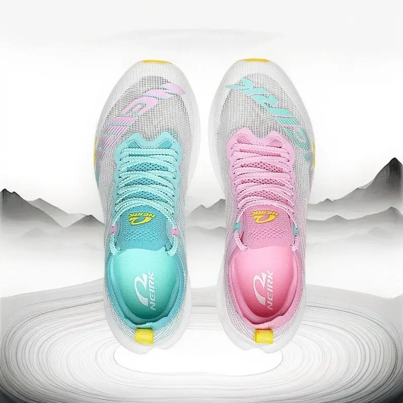 รองเท้าวิ่งมาราธอนแผ่นคาร์บอนใหม่รองเท้าผ้าใบสำหรับการทดสอบอย่างมืออาชีพรองรับแรงกระแทกน้ำหนักเบาเป็นพิเศษ