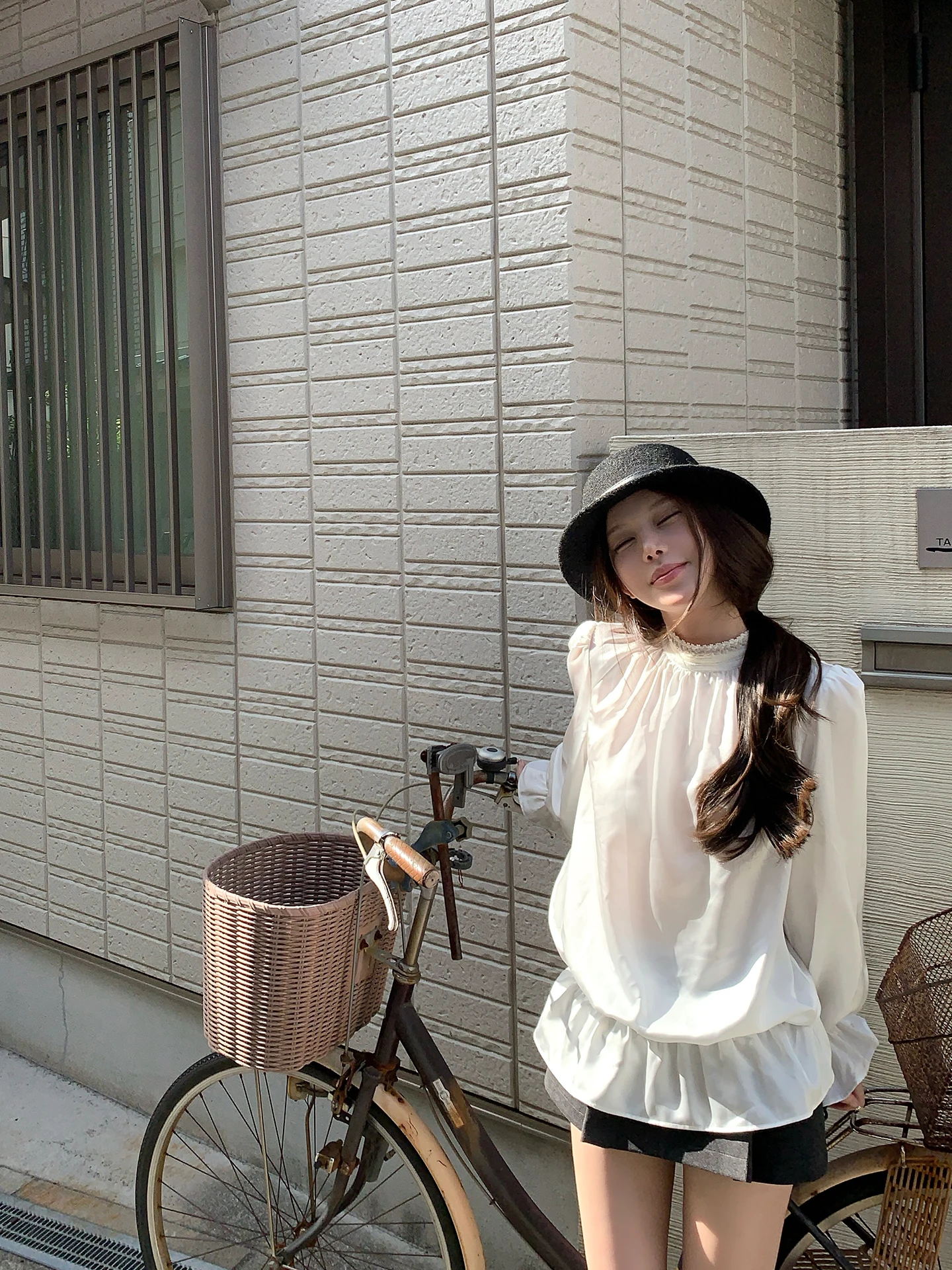 

Sister Titi Long Sve Satin Женский irt Белый f Высокий воротник Осенний Повседневный Sle Ветрозащитный Полиэфирное волокно Чистый цвет