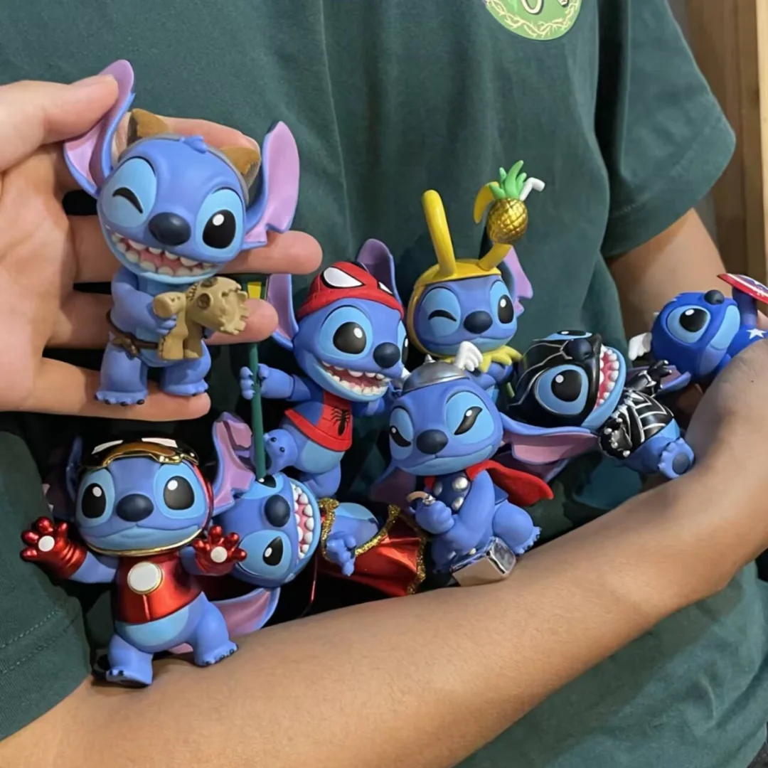 

Hot Toys Marvel Stitch Cosbi Mini Blind Box - Коллекционные настольные украшения из ПВХ, аниме-фигурка, подарок, модная слепая коробка, игрушка