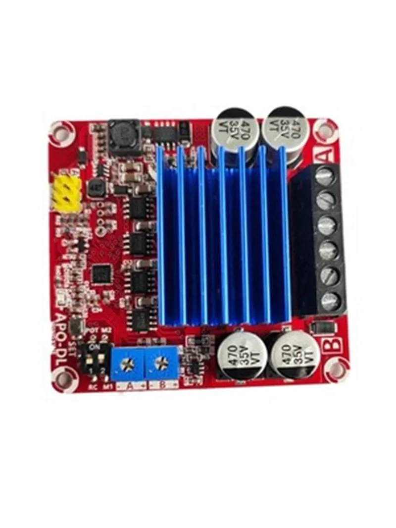 Kit telecomando Scheda di azionamento motore DC a doppio canale ad alta potenza Wifi/Bluetooth/Controllo maniglia per serbatoio RC di grandi dimensioni fai da te per Arduino