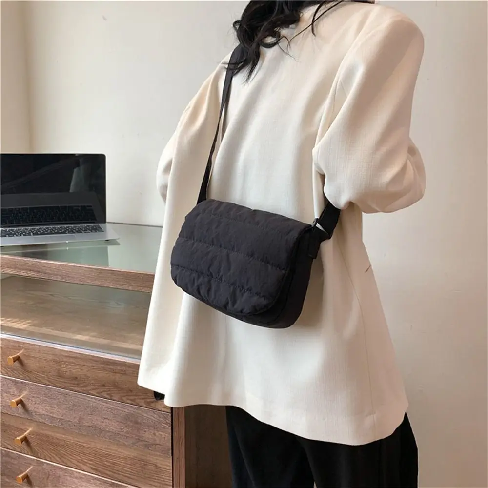 Fashion Underarm Bags Puffy Handbags Tote Bags Women Girls Shoulder Bags Lightweight Down Cotton Padded Plaid Messenger Bags