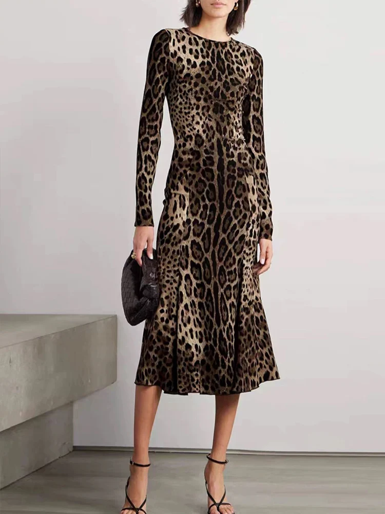 Spring and autumn new leopard print waist long sleeve A-line skirt high waist big swing dress dress fashion temperament dress