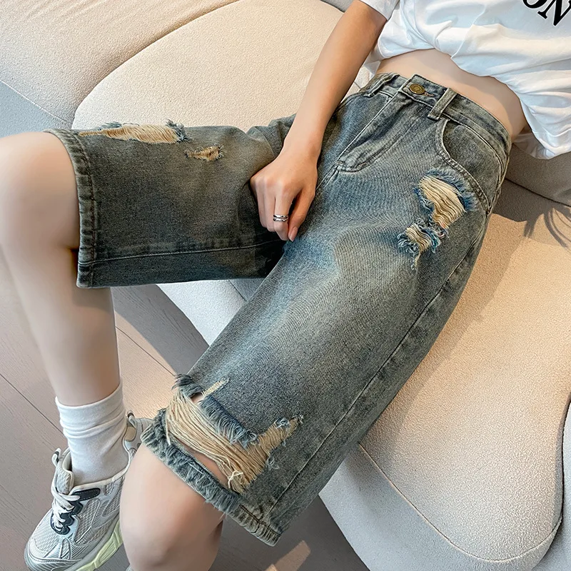 Five-Point Denim Sh…