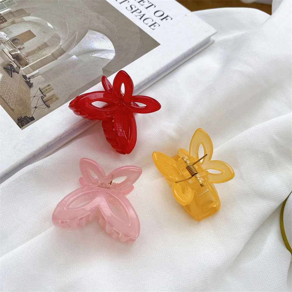 Wholesale Korean Fashion Cute 4cm Small Jelly Colorful Hair Clip Claw Plastic Butterfly Hair Claw Hair Accessories For Woman